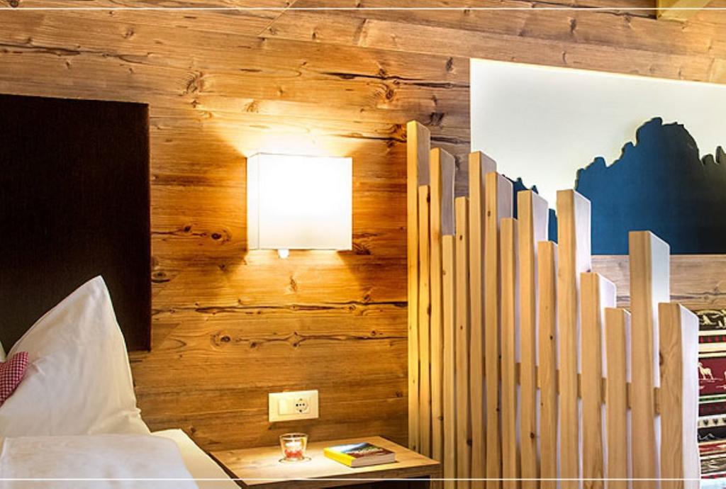 Hotel Chalet Dolomites Seiser Alm Zimmer foto